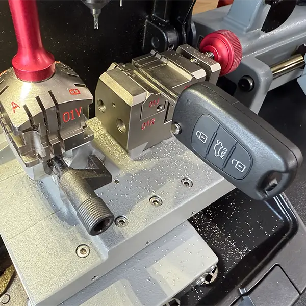 car key cutting